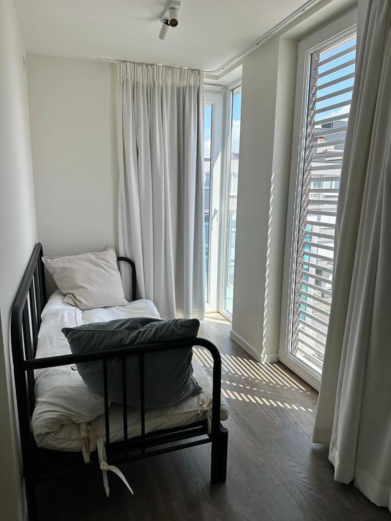 Recent En Lichtrijk Duplex-Appartement Te 웬두이니 외부 사진